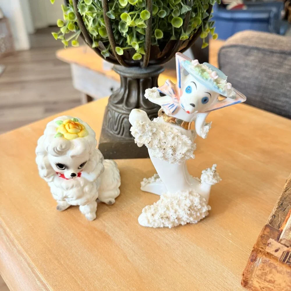 ❌SOLD❌1950s Josef Originals Ceramic Poodle with spaghetti poodle friend - Picture 7 of 16